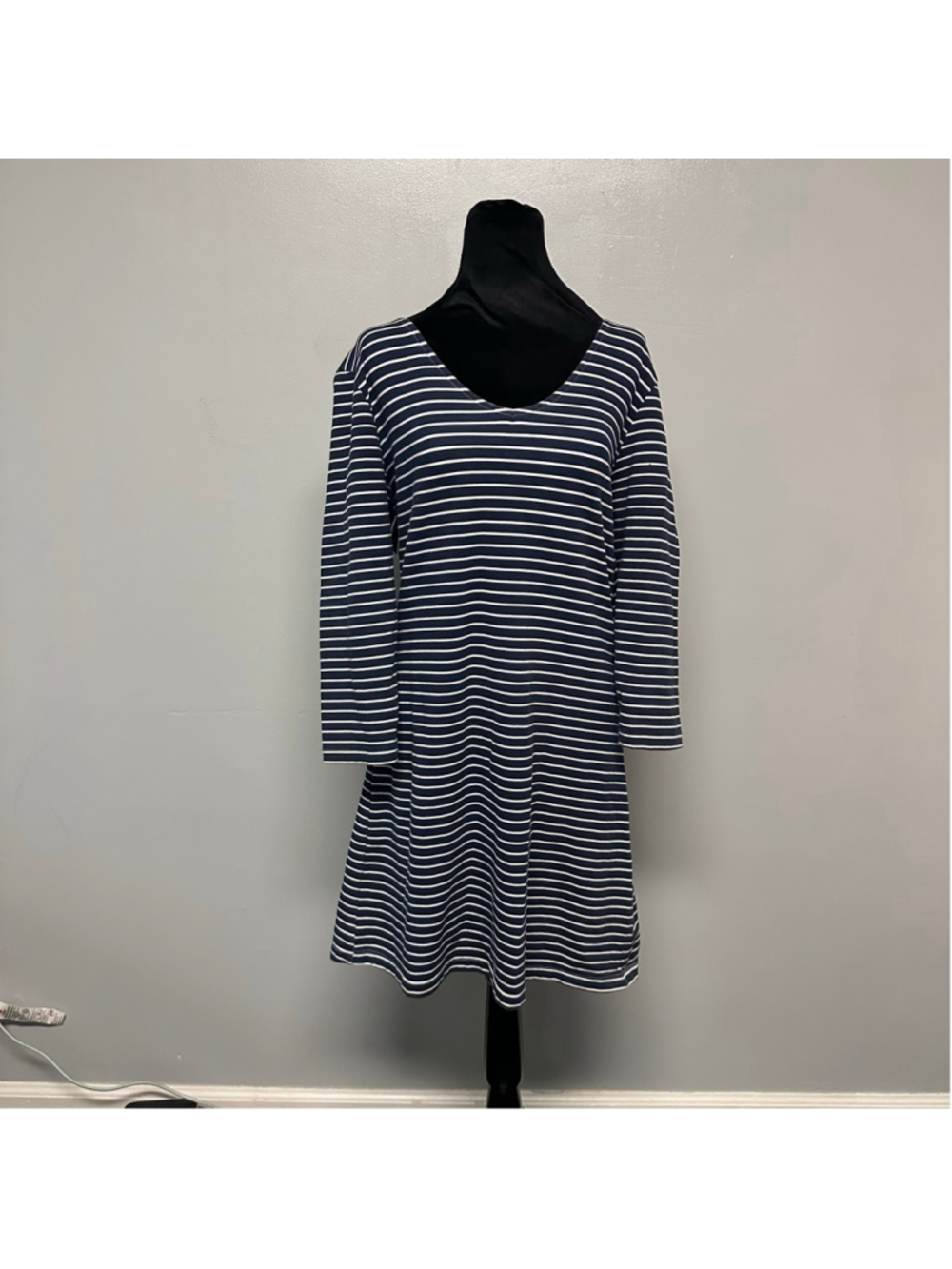 Just Bee navy and White Striped Long Sleeve midi Dress womens size large v neck